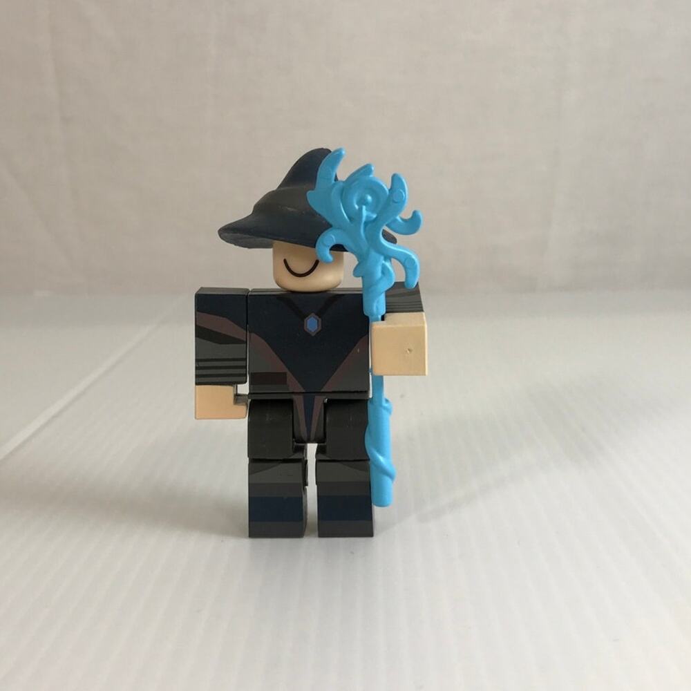 Jazwares Roblox Series 5 Hexaria Elite Mage Figure & Accessories No Code